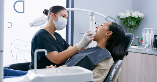 Best Emergency Dental Care  in Easton, CA